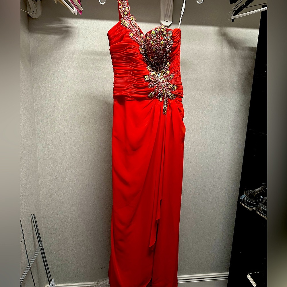 Red Prom dress 👗♥️ with rose wristlet